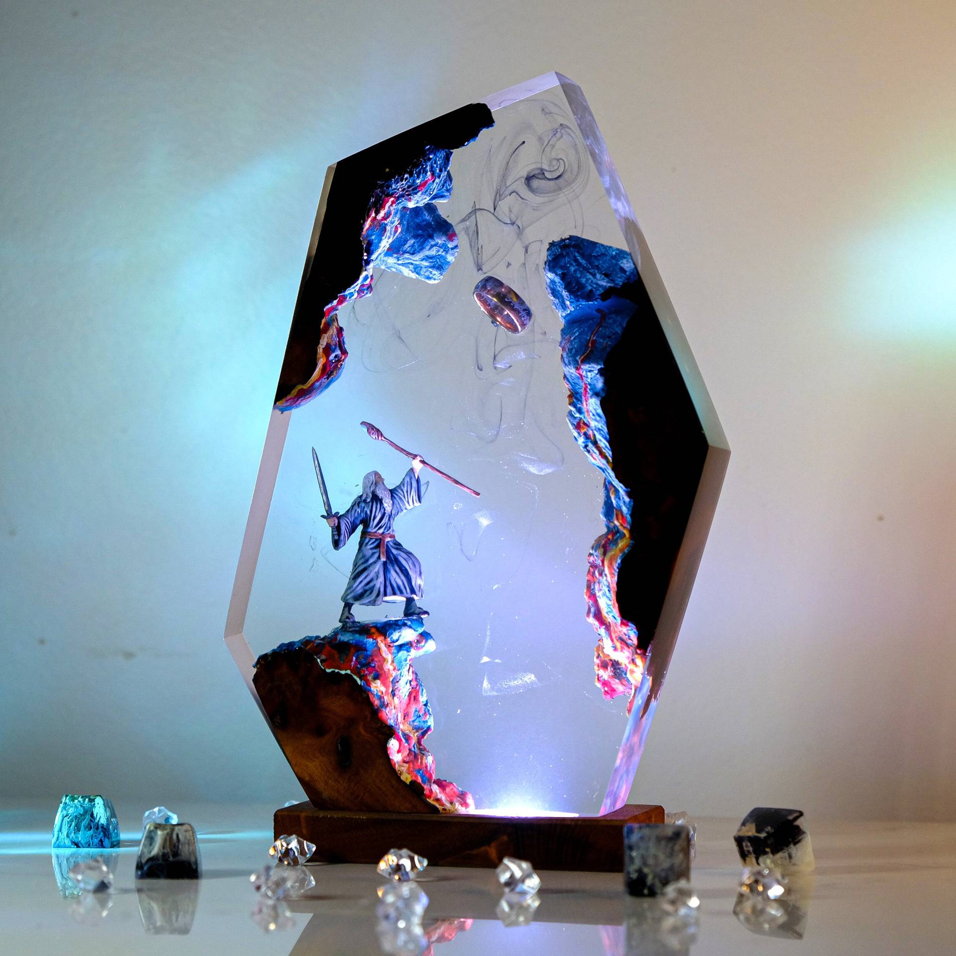 Movie Scence Figure Table Resi - огляд і ціна Desk Setup At Home